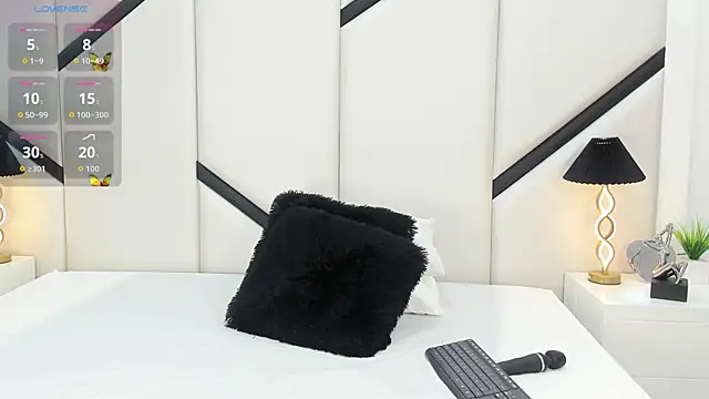 XimenaCosta online show from May 12, 12:24 pm