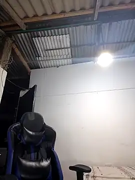 Snapshot of karly_hot_ chatting on February 17, 1:24 am karly hot online show from February 17, 1:24 am