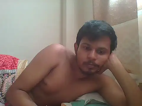 Snapshot of Mustasin chatting on October 6, 5:16 am Mustasin online show from October 6, 5:16 am