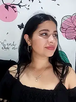 Snapshot of ValerieLove_ chatting on October 5, 7:23 pm ValerieLove online show from October 5, 7:23 pm