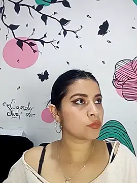 Snapshot of ValerieLove_ chatting on October 12, 8:08 pm ValerieLove online show from October 12, 8:08 pm