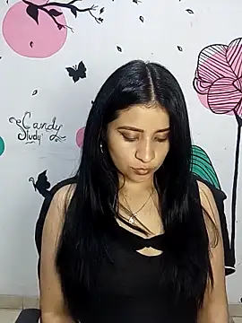 Snapshot of ValerieLove_ chatting on October 24, 9:00 pm ValerieLove online show from October 24, 9:00 pm