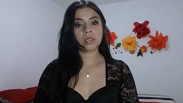 ValerieLove  online show from May 20, 10:54 am