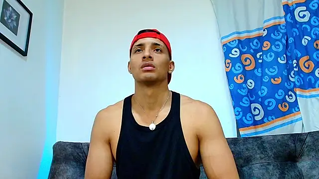 Snapshot of Smith_Fitness chatting on June 24, 1:32 pm Smith Fitness online show from June 24, 1:32 pm