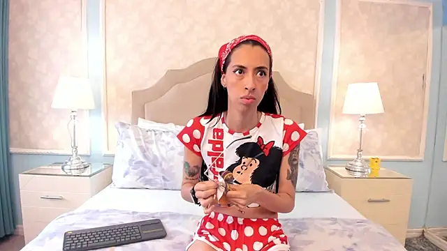 Snapshot of Kendal_Foxxx chatting on November 7, 11:32 am Kendal Foxxx online show from November 7, 11:32 am