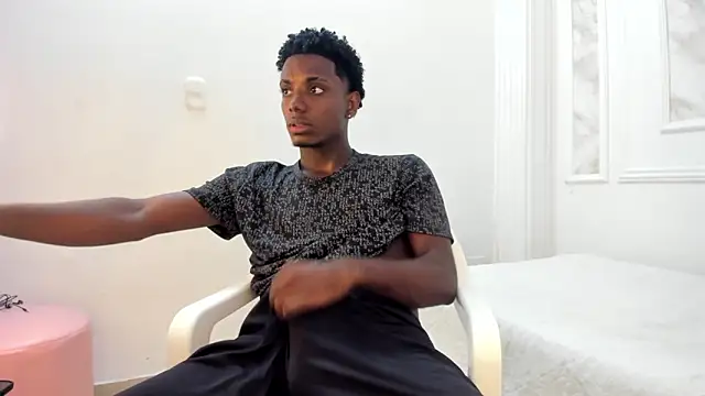 Amare 25 online show from October 15, 7:03 pm