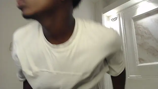 Amare 25 online show from October 21, 7:03 pm