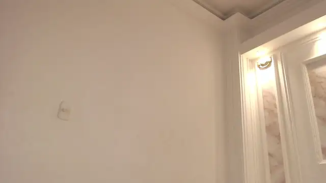 Amare 25 online show from October 23, 7:45 pm