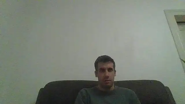 JulioIsHere4you online show from November 29, 12:13 am