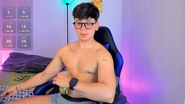 Snapshot of Gingertwink_n chatting on May 16, 2:19 am Gingertwink n online show from May 16, 2:19 am