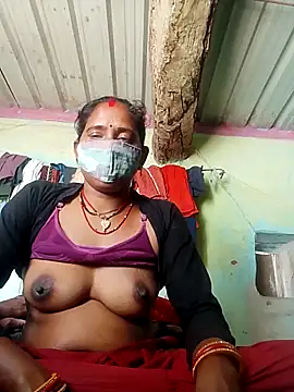 CUTE-004 online show from March 3, 9:59 am