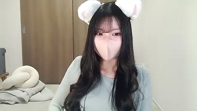 Snapshot of moka-neko chatting on October 22, 11:32 am moka-neko online show from October 22, 11:32 am