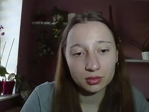 LindaPretty online show from September 15, 6:24 am