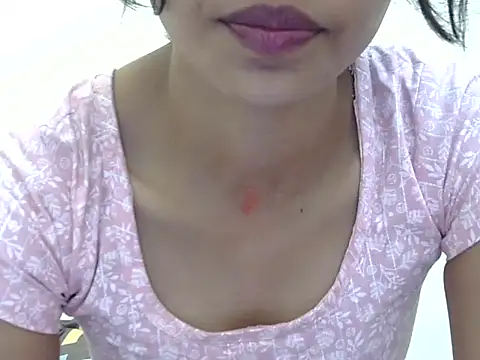 Snapshot of HotSakshi89 chatting on October 3, 8:44 am HotSakshi89 online show from October 3, 8:44 am