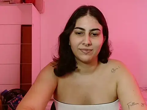 ApenasLys online show from June 3, 1:36 pm