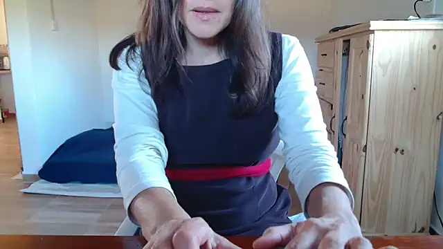 Missforever online show from May 10, 7:19 pm