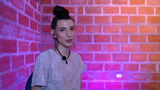 Moira-Hot online show from February 28, 10:22 pm