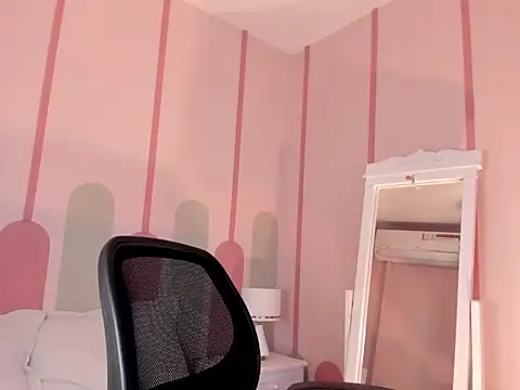  Sharloth  online show from October 18, 1:23 pm