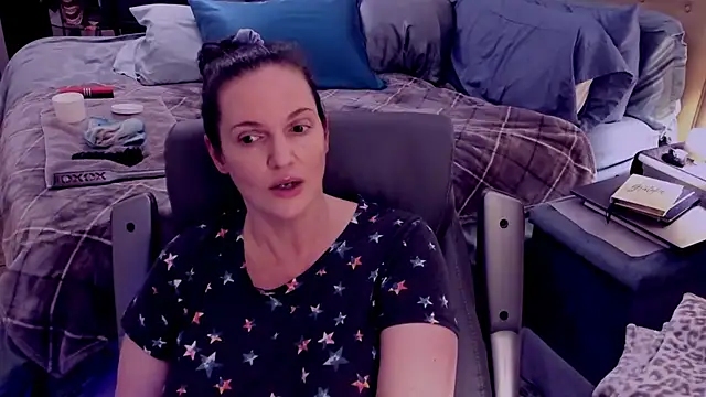 ninajaymes online show from December 21, 6:41 am