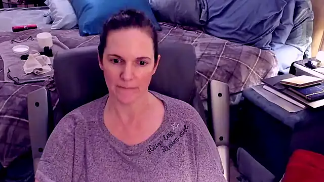 ninajaymes online show from December 26, 1:40 am