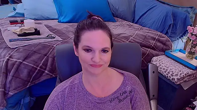 ninajaymes online show from September 22, 9:50 pm