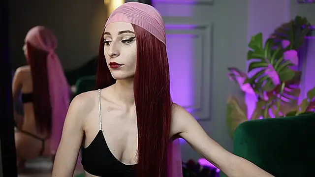 SaraiAngel online show from December 20, 10:06 pm