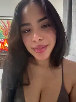 Snapshot of SuperNovaXOX chatting on December 21, 11:01 pm SuperNovaXOX online show from December 21, 11:01 pm