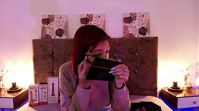 Dulce Bella  online show from September 25, 12:09 pm