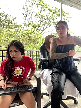 violerr 01 online show from October 29, 8:10 pm