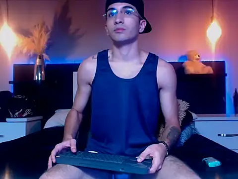 eriikjoness online show from October 9, 4:43 am