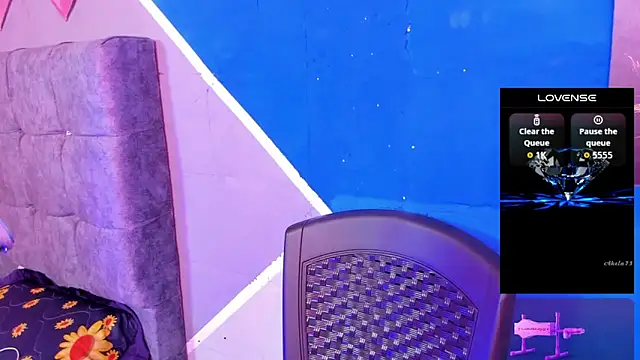 lau-hot online show from February 11, 8:58 pm