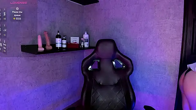 Snapshot of Lolarose_ chatting on September 24, 4:54 pm Lolarose online show from September 24, 4:54 pm