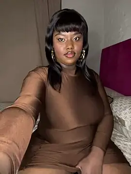 Snapshot of QUEEN_NOBUHLE_777 chatting on May 4, 11:34 pm QUEEN NOBUHLE 777 online show from May 4, 11:34 pm