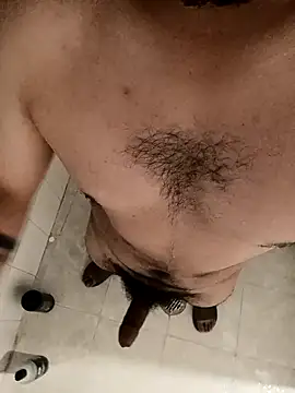 Snapshot of pitoduroparati chatting on October 21, 2:34 am pitoduroparati online show from October 21, 2:34 am