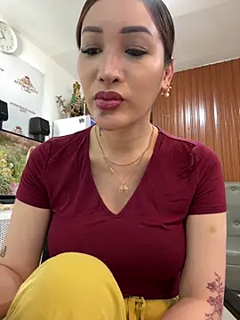 Snapshot of toni_0601 chatting on March 16, 2:39 am toni 0601 online show from March 16, 2:39 am