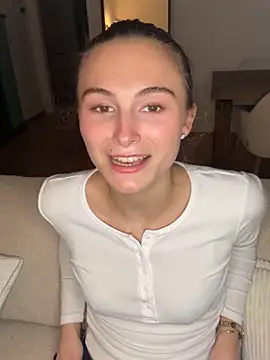 SophiiaStarr online show from October 9, 4:16 pm