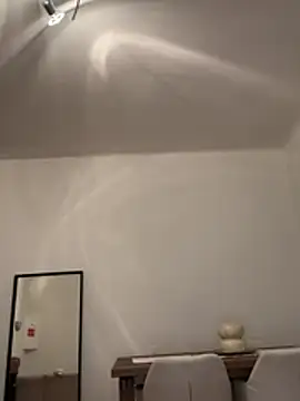 SophiiaStarr online show from February 11, 7:30 pm