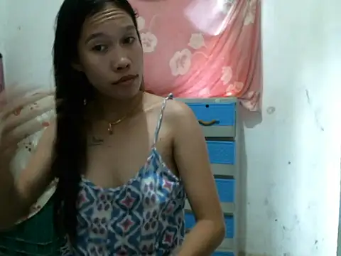 Snapshot of pretty_ligaya27 chatting on September 14, 4:44 am pretty ligaya27 online show from September 14, 4:44 am