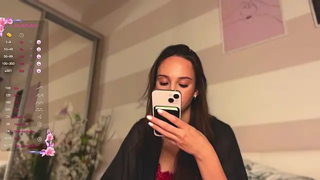 Kate Yanson online show from October 24, 8:27 pm