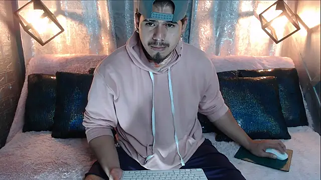 thiago bos online show from October 22, 10:48 am