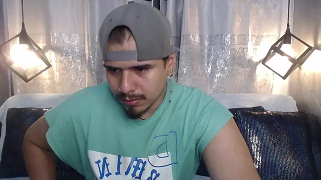 thiago bos online show from October 31, 10:49 am