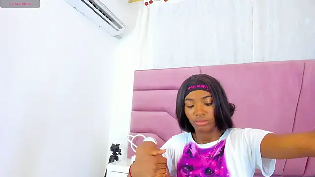 MarianRosse online show from November 11, 8:31 pm