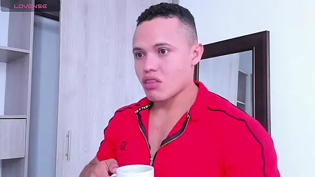 KingLevi01 online show from September 30, 4:34 pm