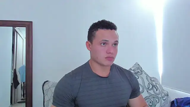 KingLevi01 online show from May 13, 4:59 pm