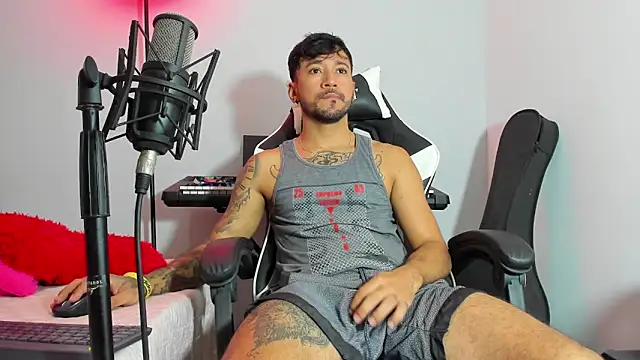 dereck karter online show from December 12, 11:36 pm