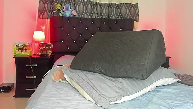 dereck karter online show from March 17, 2:27 am