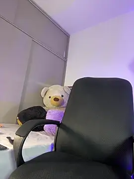 Charlottediolet online show from October 27, 11:25 am