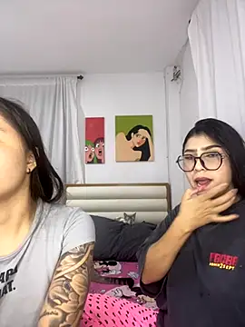 Sweet and Rous0 online show from September 19, 2:57 am