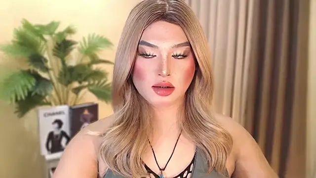 UrGoddess Kiera online show from October 23, 5:01 pm