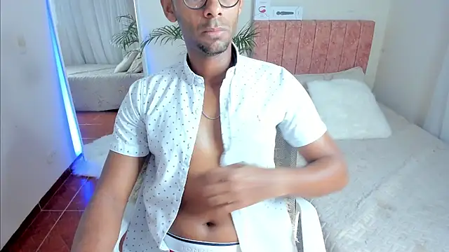 KingEdward  online show from September 24, 10:18 am